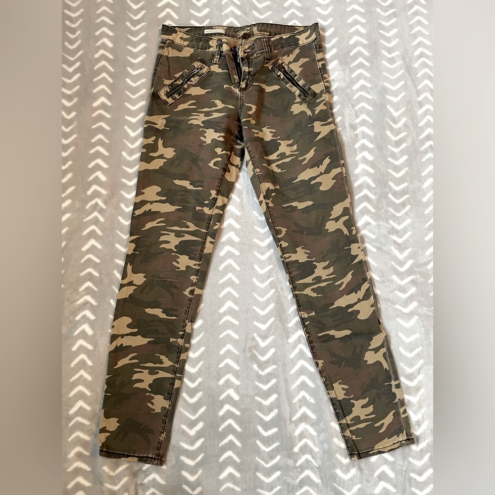 Kut From the Kloth Camouflage Jeans